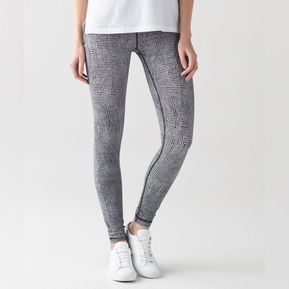Lululemon Wunder Under Fall Net White And Black L… - image 2